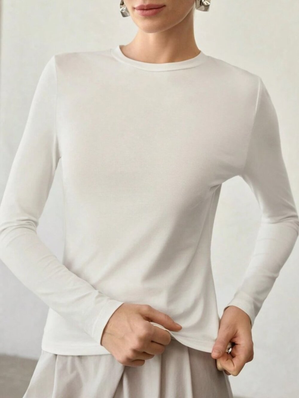 White Cotton Crew Neck Slim Fit Long Sleeve Tee